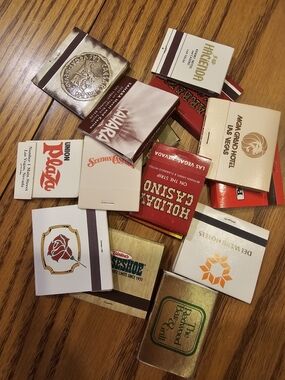 15 Assorted Vintage Casino & Hotel Matchbooks - Multicolor Lot